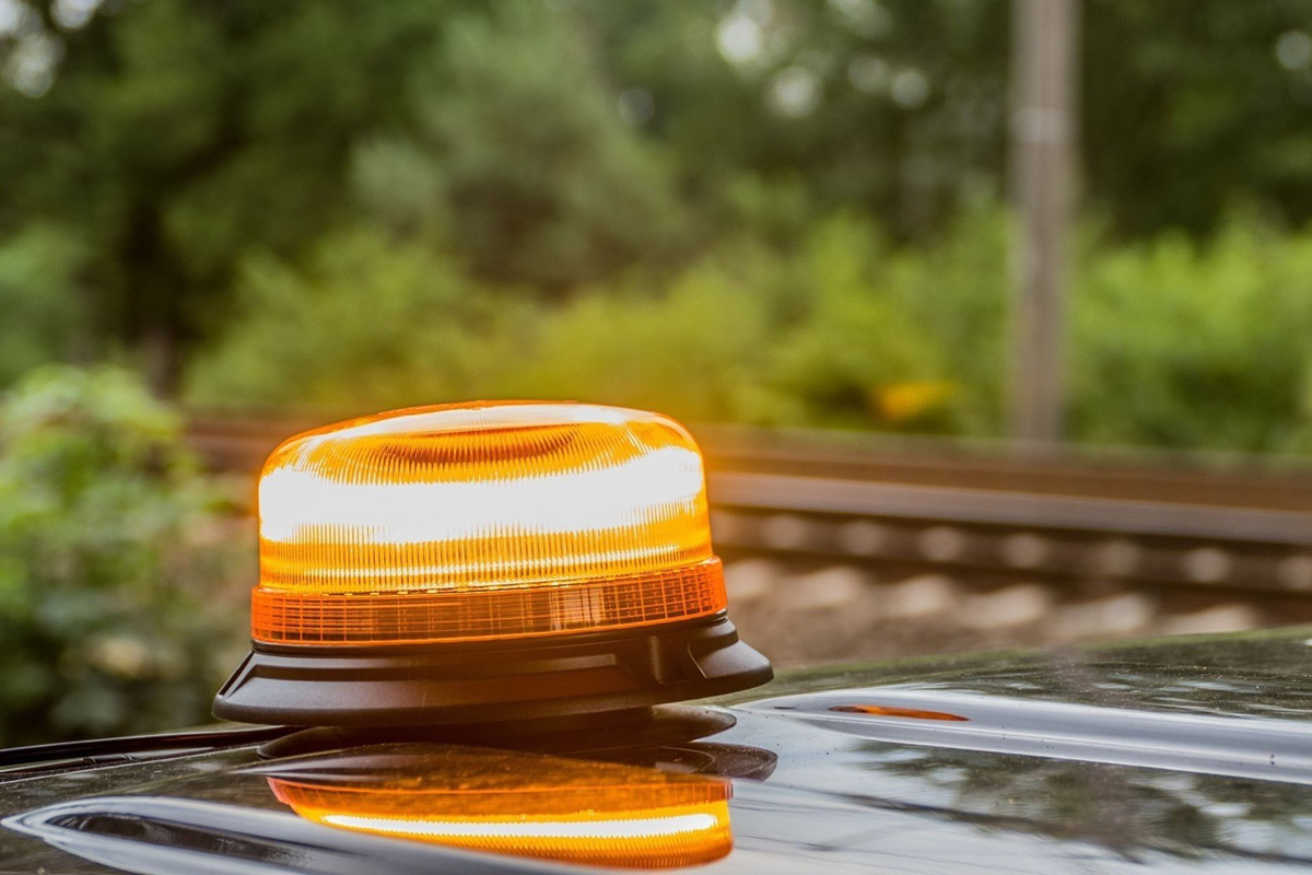 Luces emergencia V16