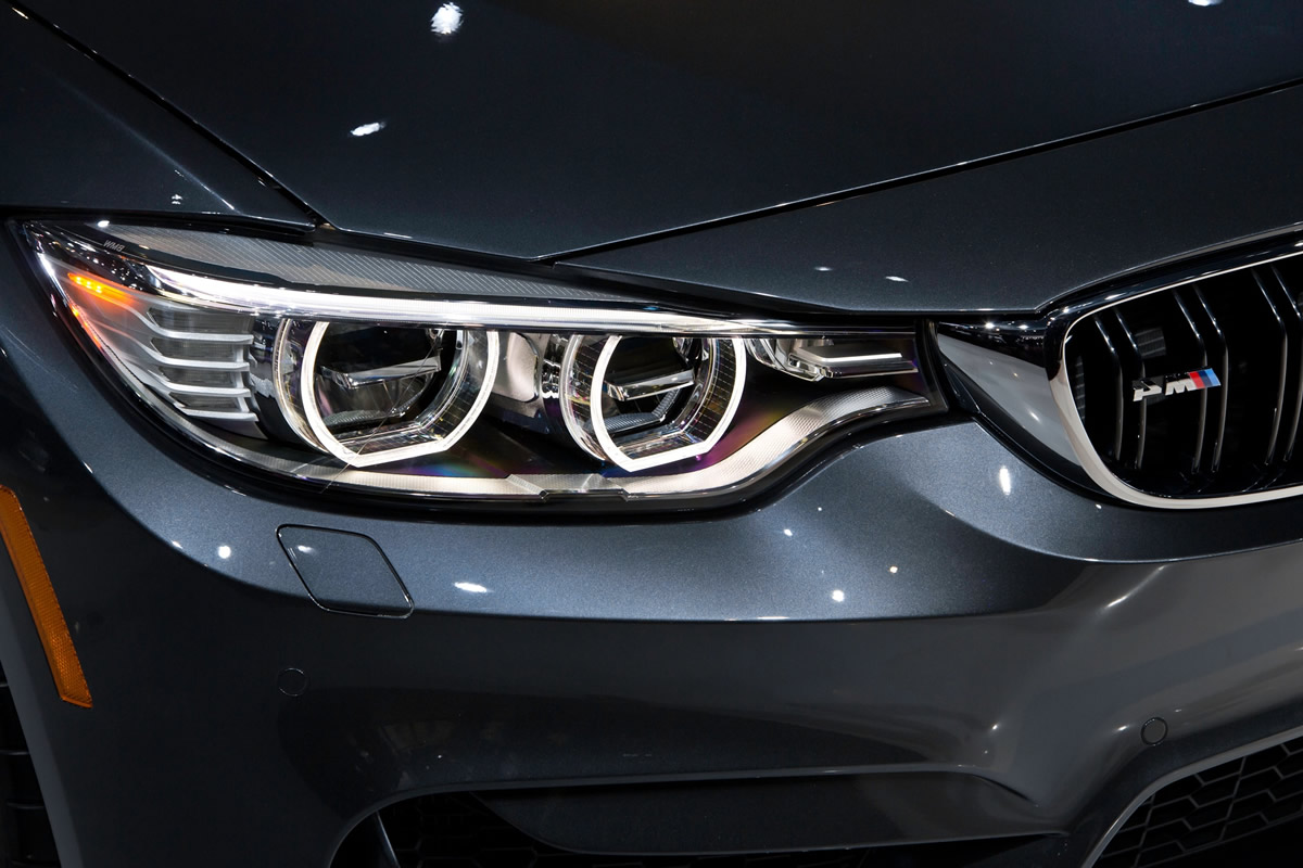 Restauración de faros de coche