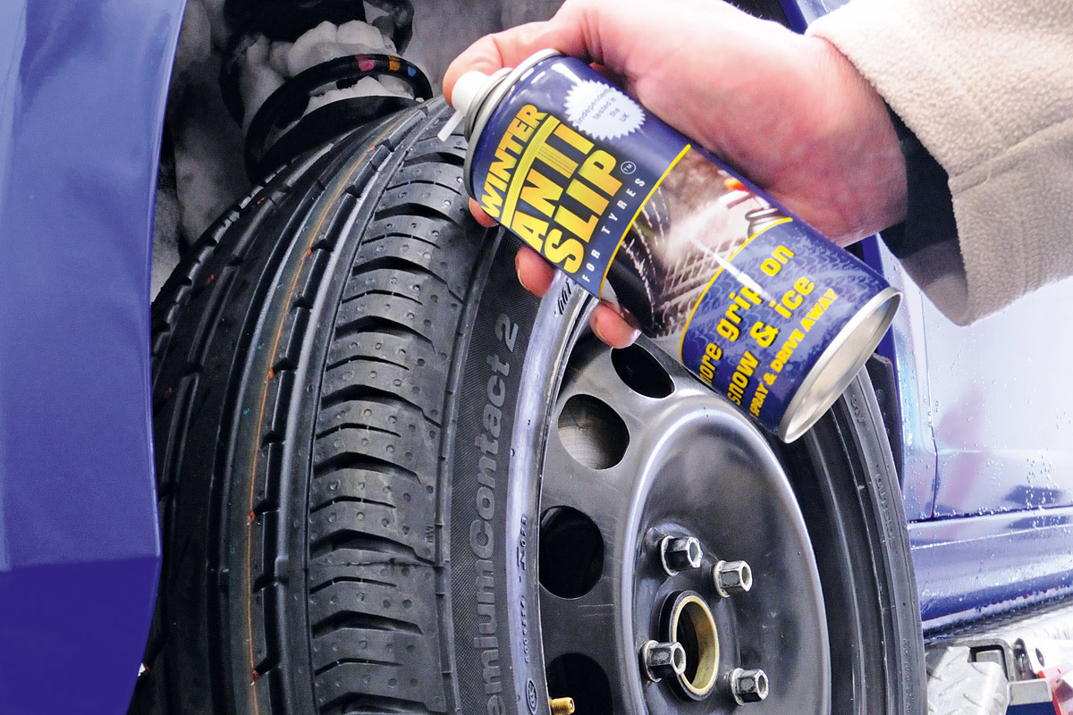 Spray para neumáticos con nieve