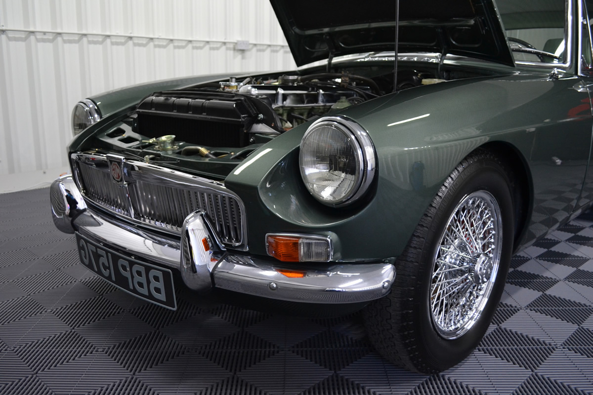 Detailing coche Sevilla