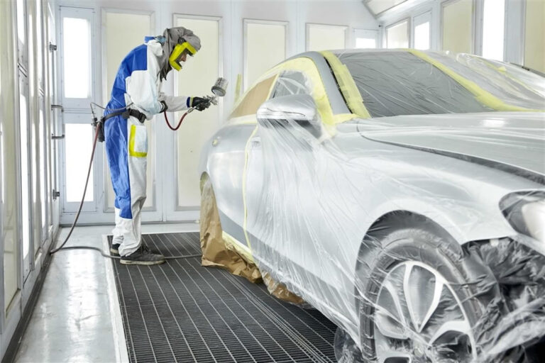 Pintar coche: cuánto cuesta en Barcelona, Madrid, Valencia…